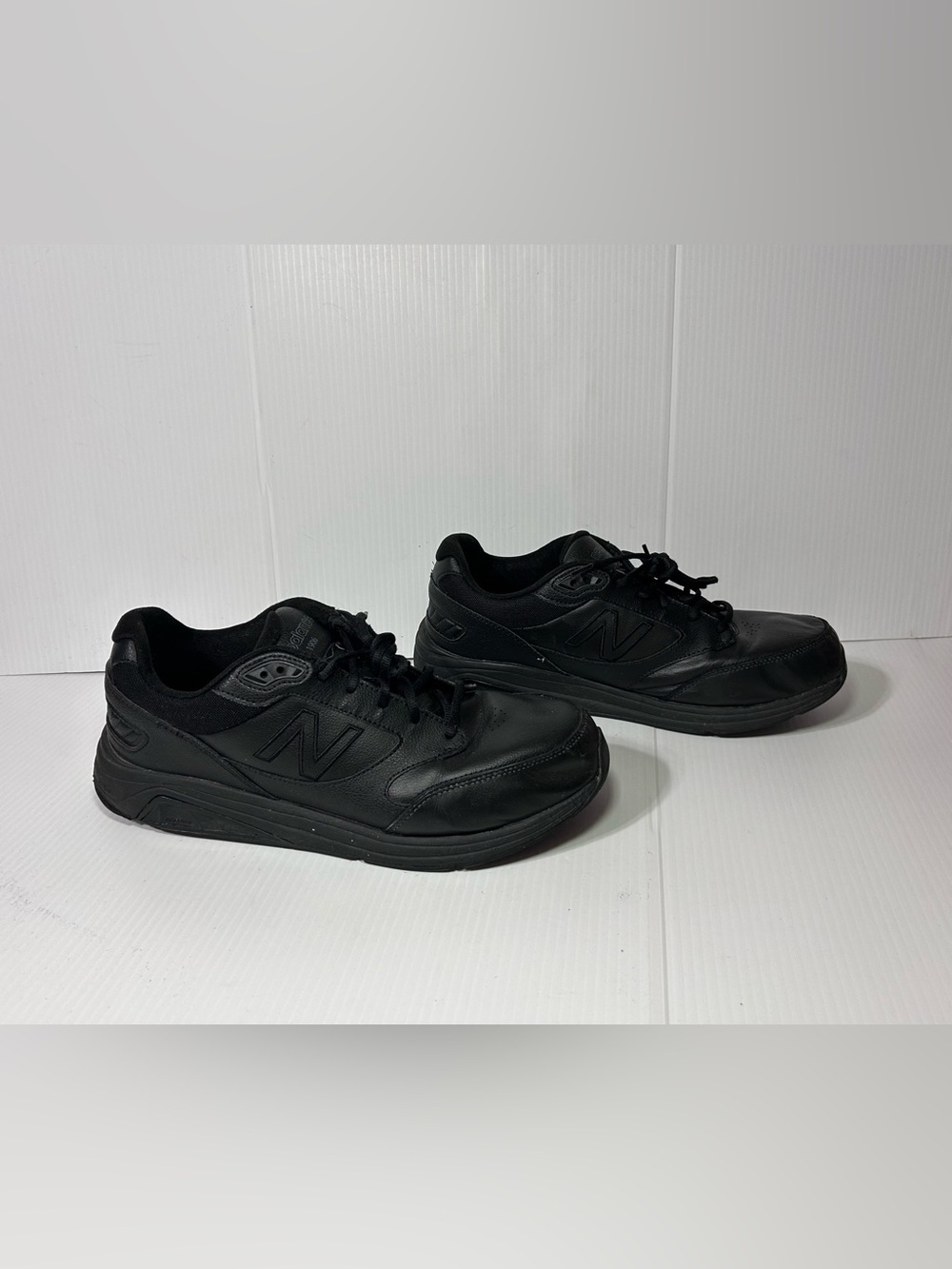 New Balance MW928BK3 black leather walking comfort sneaker men size 13 2E